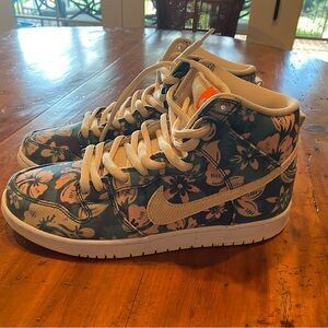 Nike SB dunk high pro